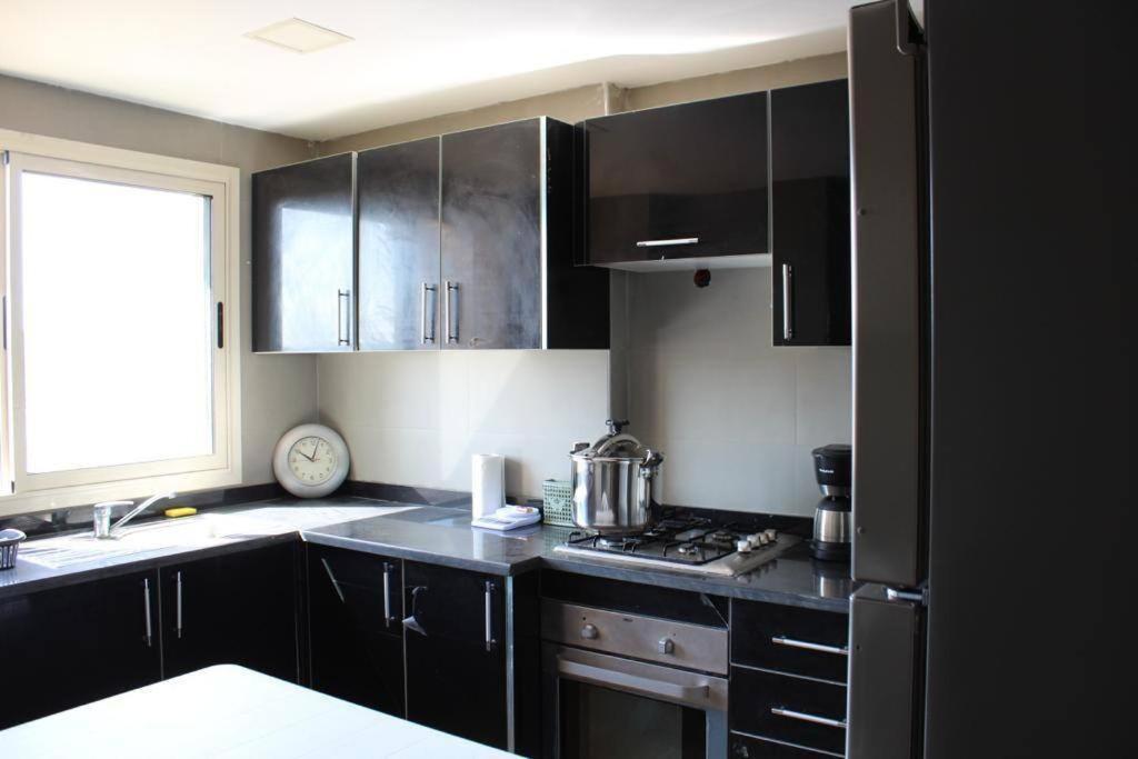 Appt 22 Bloc G- Hicherraton Plage Residence Bella Vista, Bouznika Bay Схират Екстериор снимка