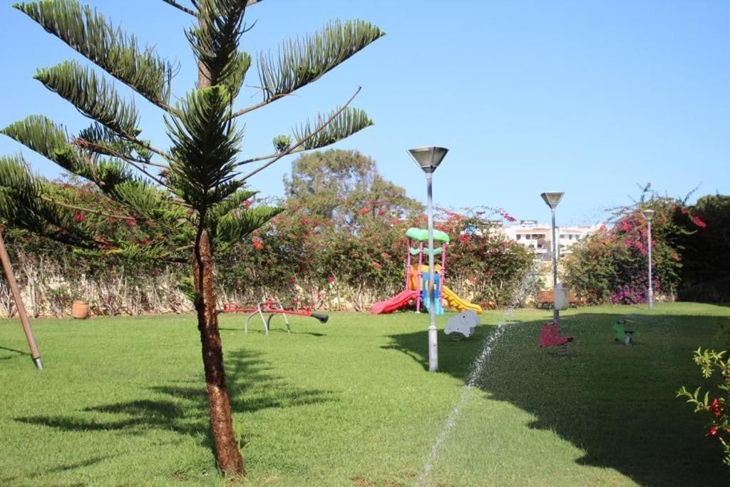 Appt 22 Bloc G- Hicherraton Plage Residence Bella Vista, Bouznika Bay Схират Екстериор снимка
