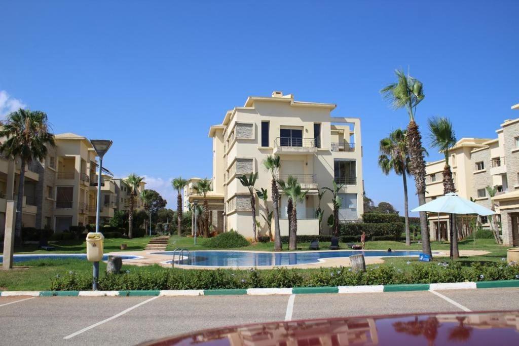 Appt 22 Bloc G- Hicherraton Plage Residence Bella Vista, Bouznika Bay Схират Екстериор снимка
