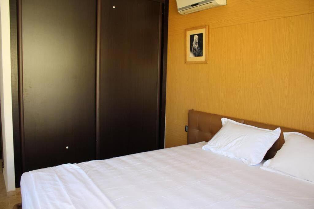 Appt 22 Bloc G- Hicherraton Plage Residence Bella Vista, Bouznika Bay Схират Екстериор снимка